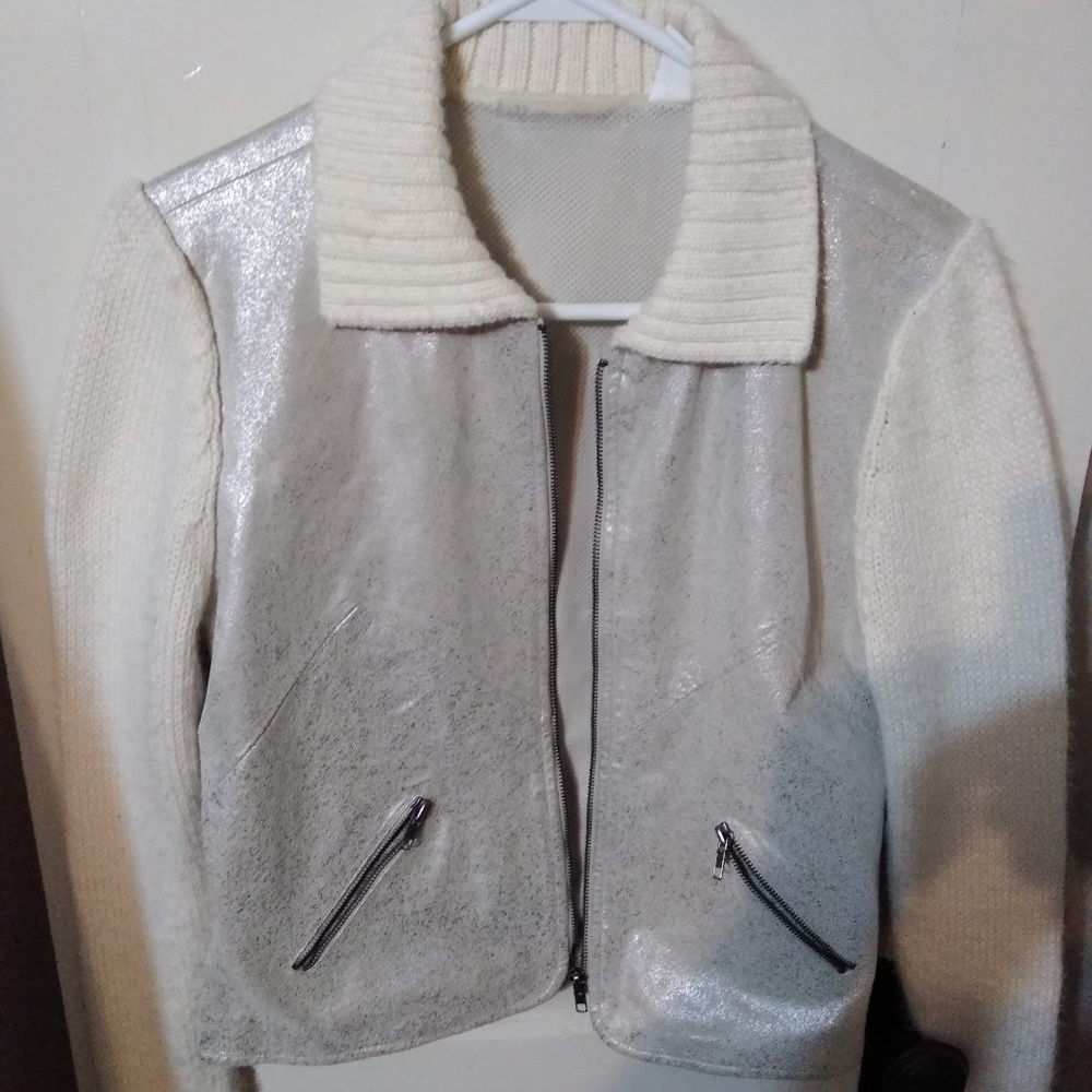 phosphorus womens jacket in white & silver